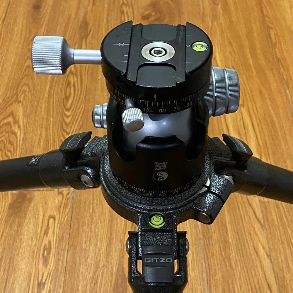 Gitzo GT3530LS Carbon Fiber Tripod Legs w/ RRS BH-55 Ball Head